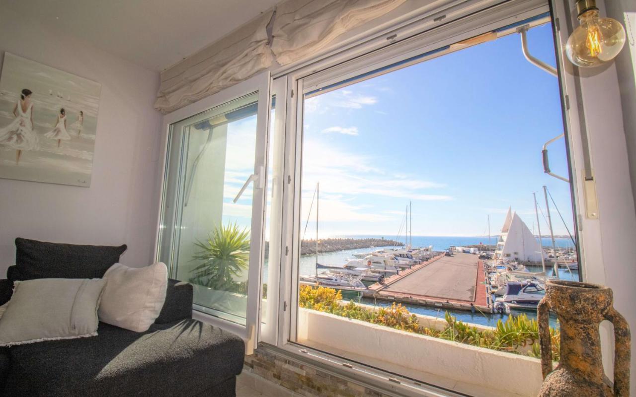 Atico De Lujo En El Puerto Deportivo Albert Villas 阿尔考斯布里 外观 照片