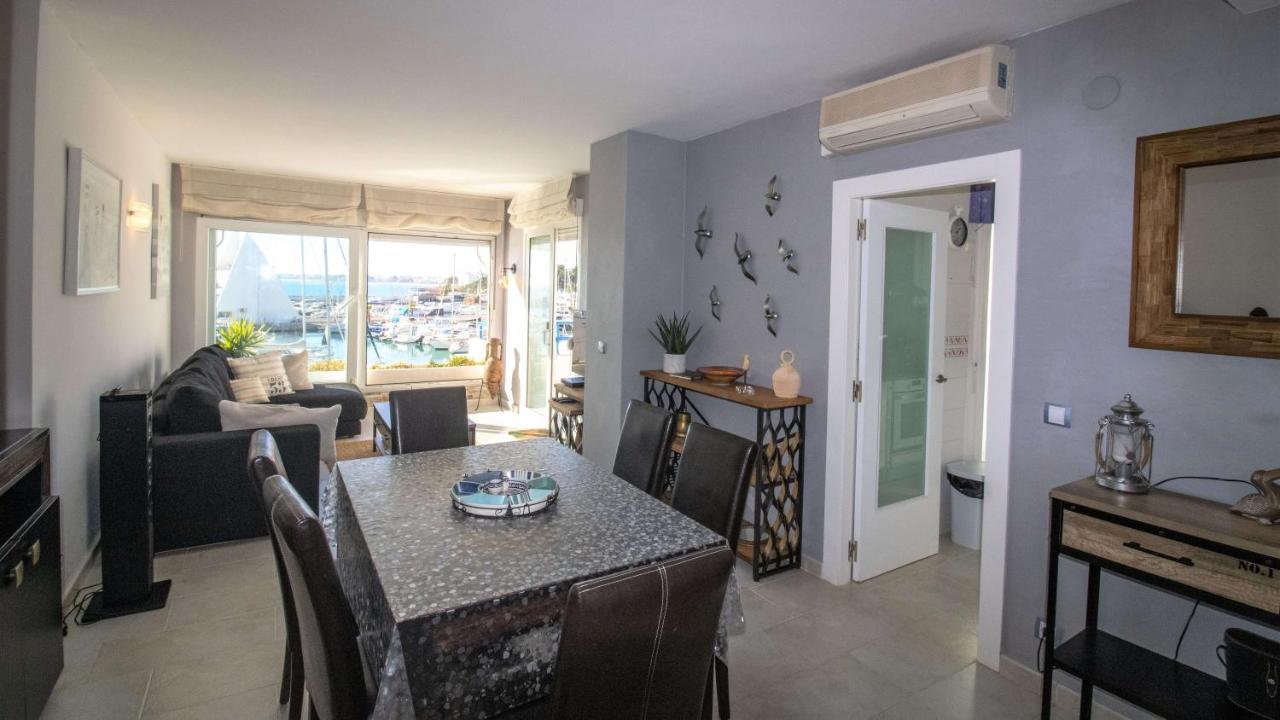Atico De Lujo En El Puerto Deportivo Albert Villas 阿尔考斯布里 外观 照片